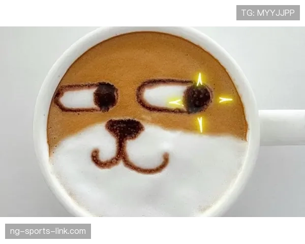 朱雪莹训练完顺手买个包，我加班三天都不够她喝杯咖啡